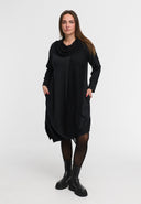 'Lunet' abito – moderno, elegante e con design dal carattere forte