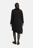 'Lunet' abito – moderno, elegante e con design dal carattere forte