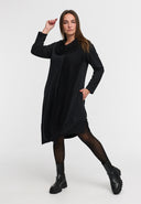 'Lunet' abito – moderno, elegante e con design dal carattere forte