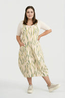 Gúna 'Livia' – éadrom, cairdiúil don fhigiúr & uathúil