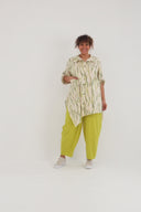 'Livia' Túnach Blús – éadrom, ag clúdach an choirp & maisithe go healaíonta